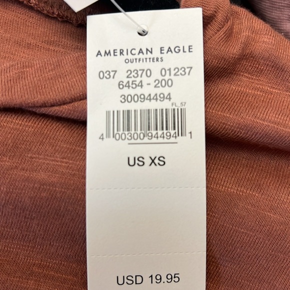 American Eagle Short Sleeved T-Shirt - Picture 5 of 6